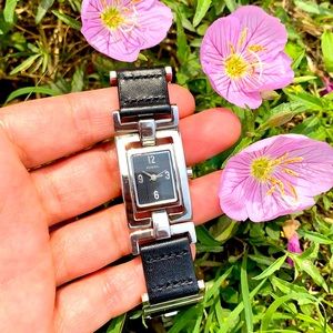 Flash Sale🎉Fossil Black & chrome watch